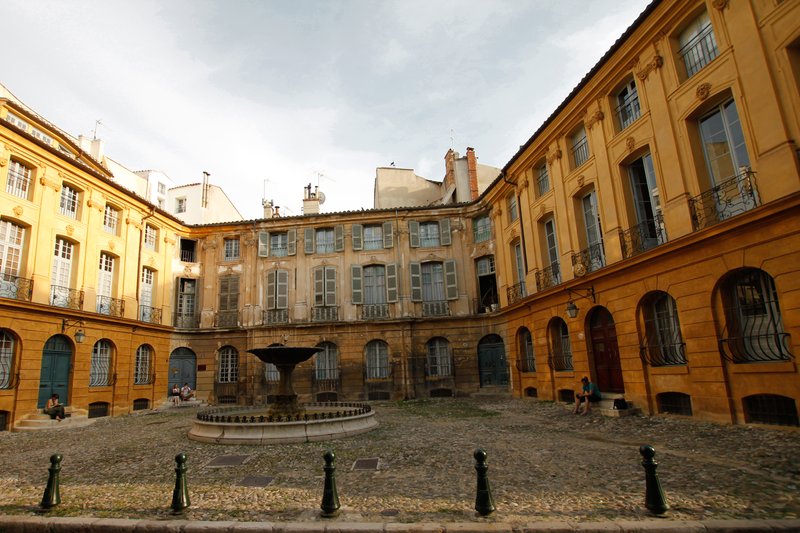 Place d'Albertas