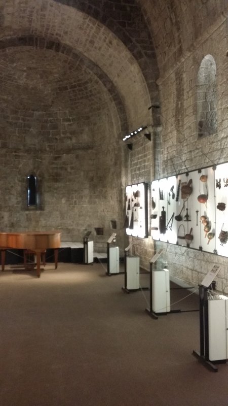 Musée de la Castre interior