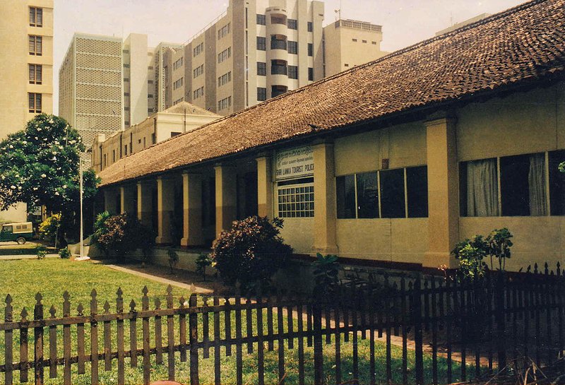 Old Colombo Dutch Hospital colonial arcade courtyard
