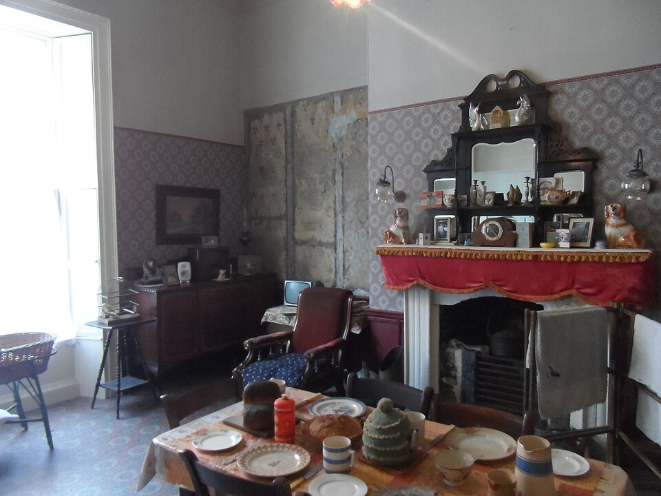 14 Henrietta Street interior room