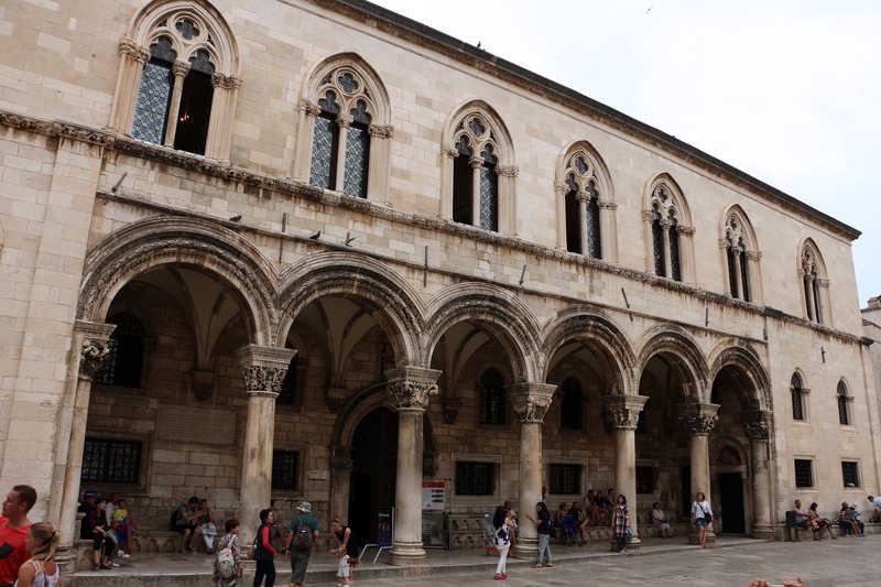 Rector's Palace courtyard and portico