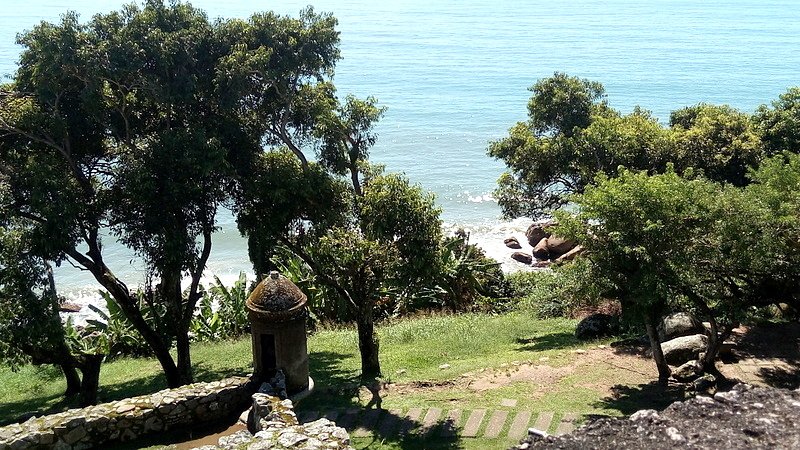 Fortaleza de São José da Ponta Grossa exterior with sea view