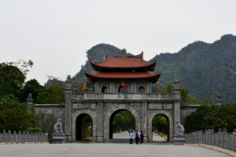 Gateway to the Temple of Emperor Dinh Tien Hoang, Hoa Lu