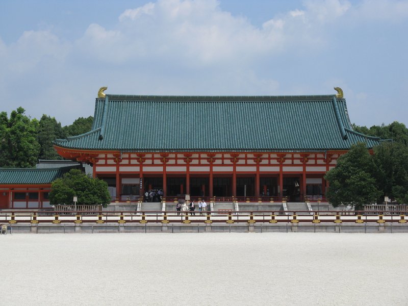 Heian Jingu shrine hall