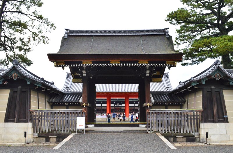 Kyoto Imperial Palace Kenreimon gate