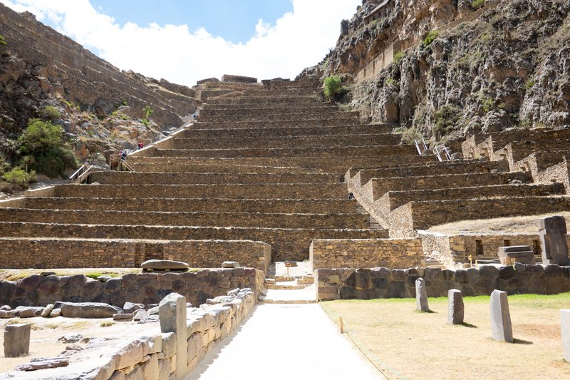 Ollantaytambo Inca terraces and temple hill · CC BY-SA 3.0 Martin St-Amant