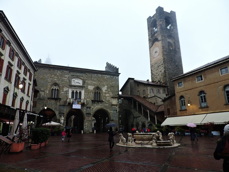 Piazza Vecchia, Bergamo