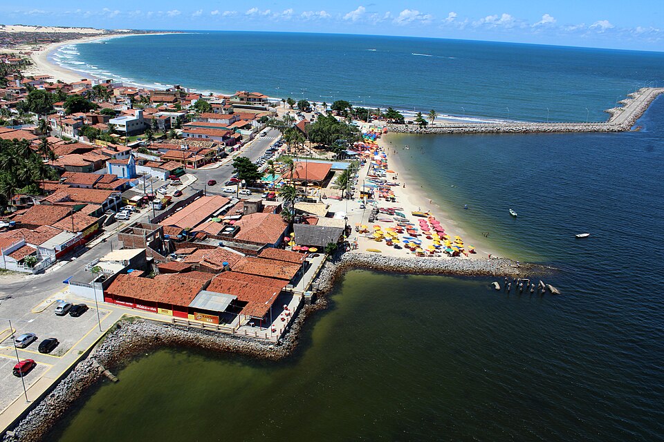 Praia da Redinha fishing village