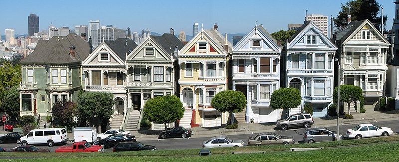 Painted Ladies row at Alamo Square