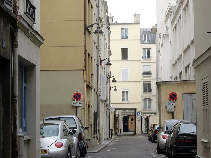 Rue Cler pedestrian market street in the 7th