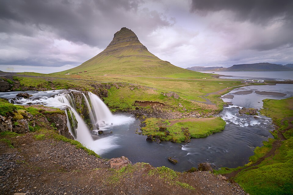 Kirkjufell and Kirkjufellsfoss
