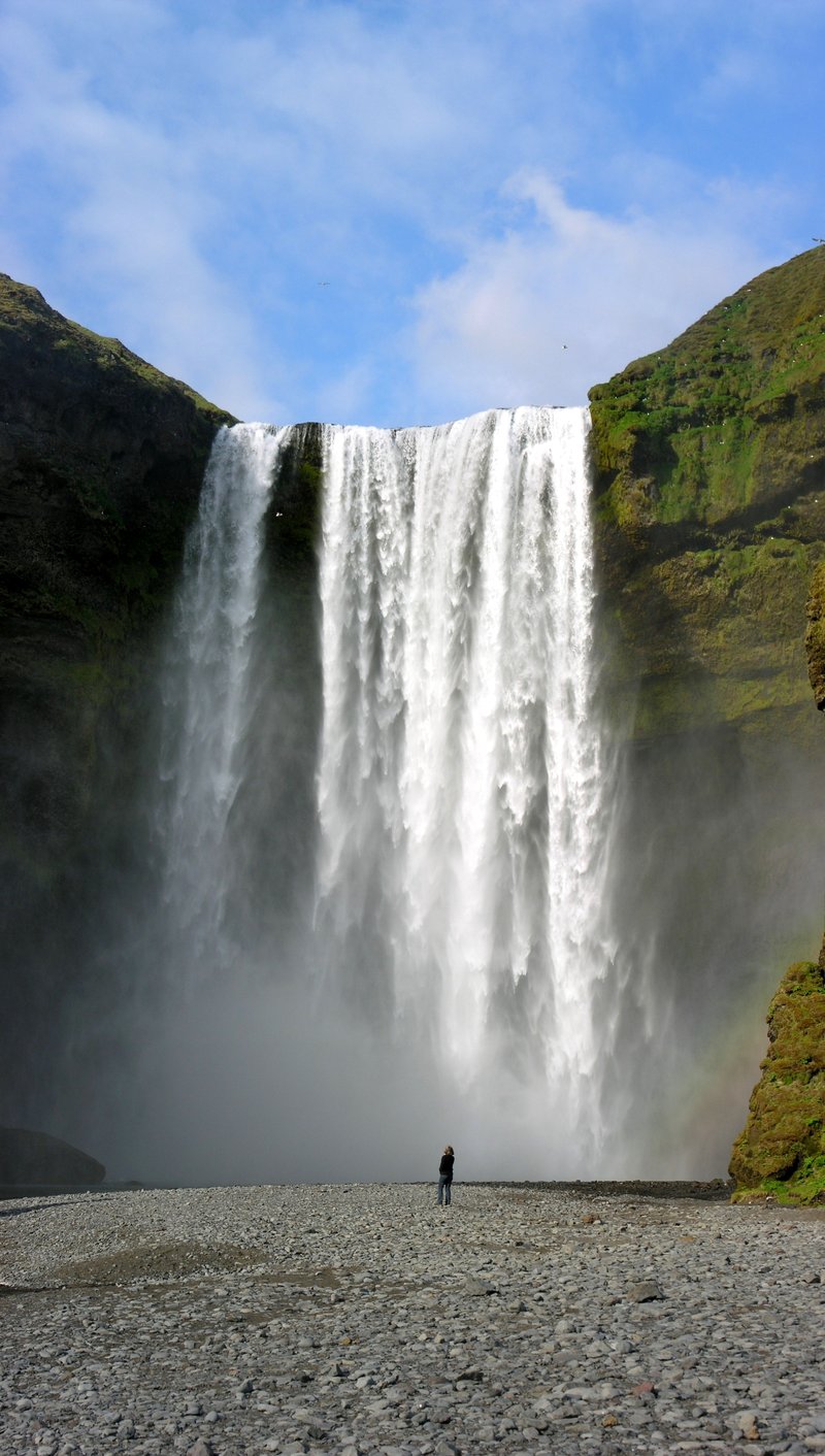 Skógafoss waterfall