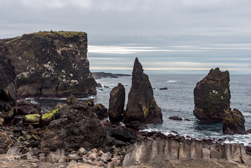 Valahnúkamöl sea cliffs, Reykjanes Peninsula