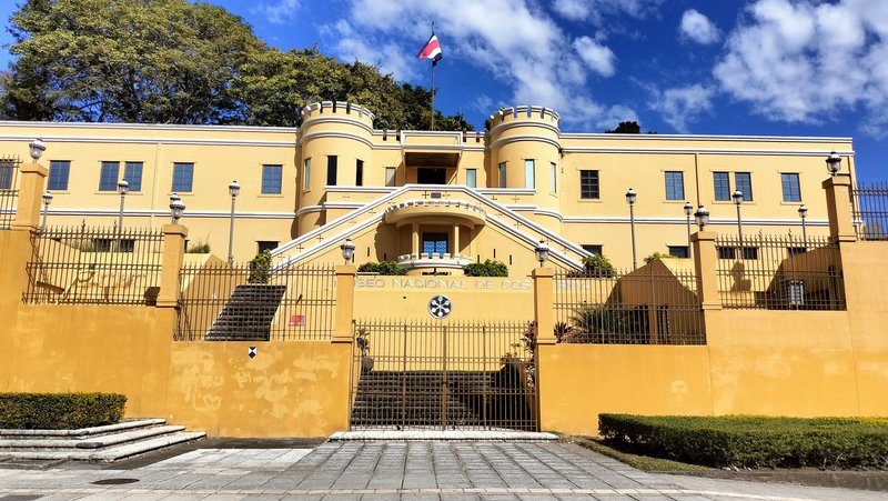 Museo Nacional de Costa Rica fortress exterior