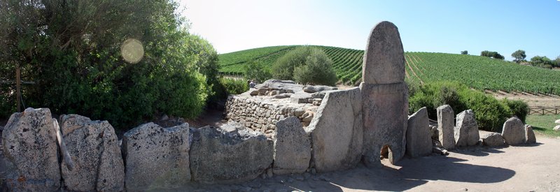 Giants' Grave of Coddu Vecchiu granite stele