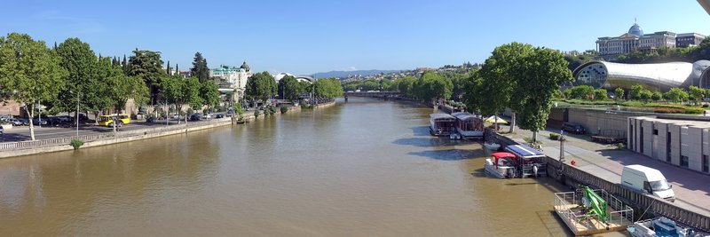 Mtkvari River panorama