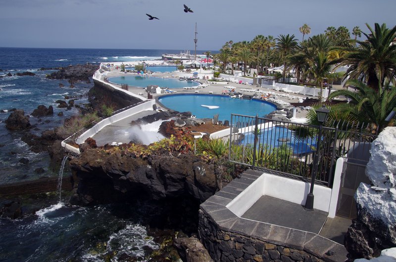 Lago Martiánez seawater pools