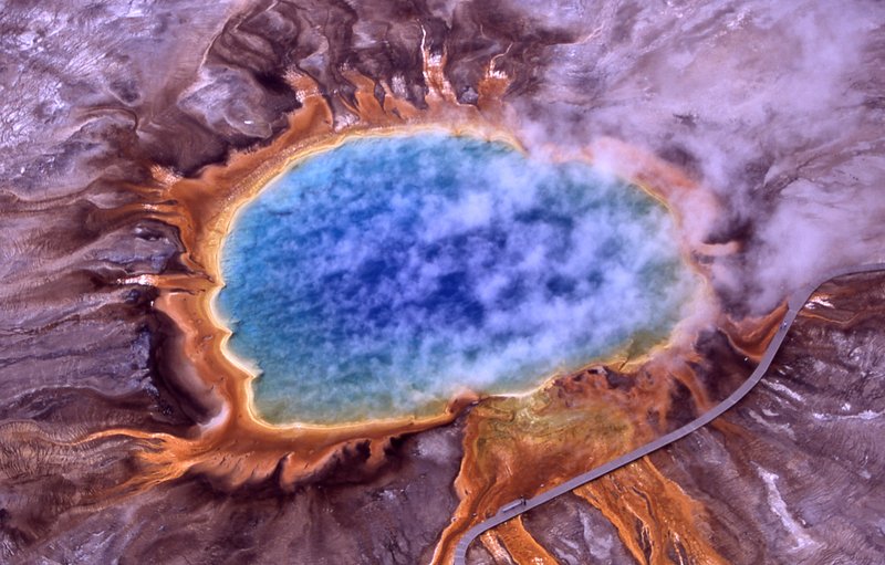 Grand Prismatic Spring rainbow colours