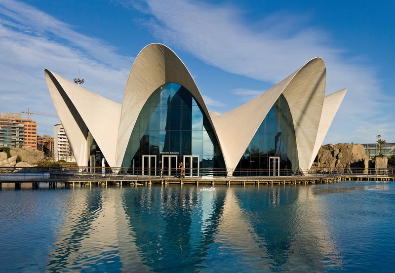 L'Oceanogràfic building viewed across the water, City of Arts and Sciences, Valencia