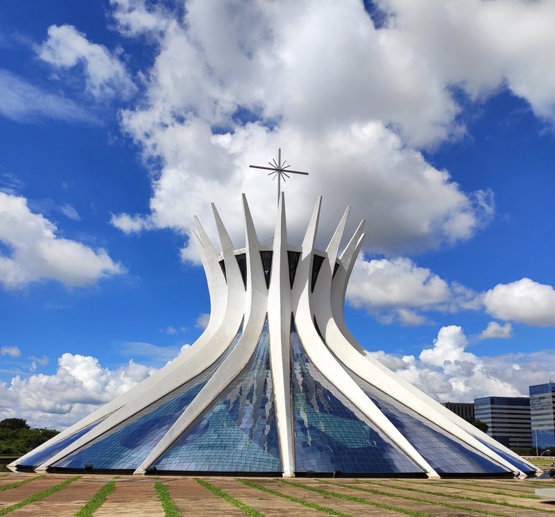 Cathedral of Brasília's hyperboloid concrete crown