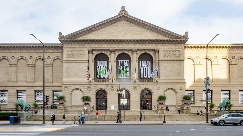Exterior facade of the Art Institute of Chicago