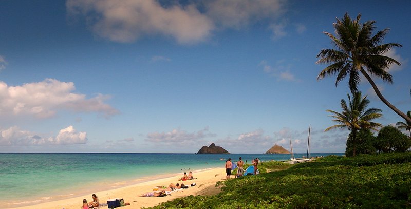 White sand beach facing the twin Mokulua islets, Lanikai, Oahu