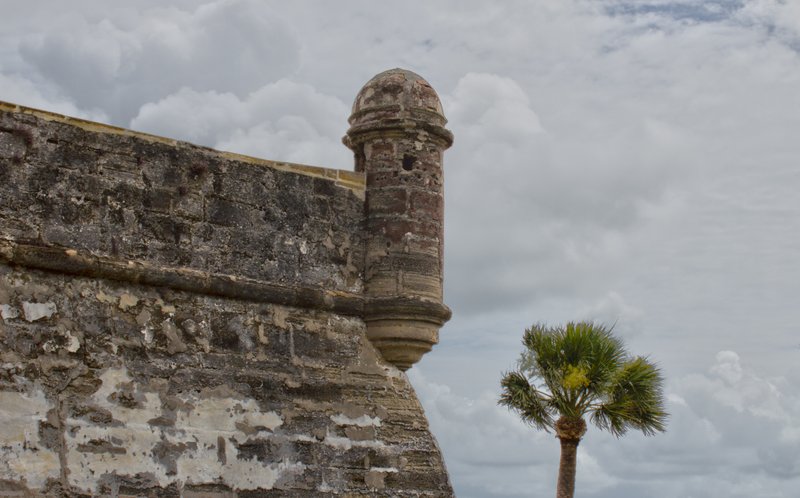 Castillo de San Marcos coquina fort walls