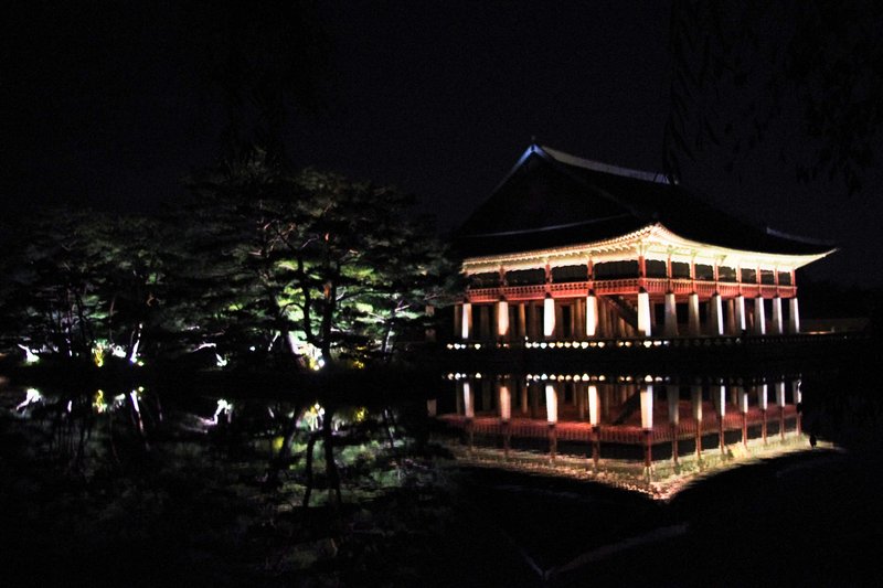 Gyeonghoeru Pavilion at Gyeongbokgung Palace, reflected in its pond