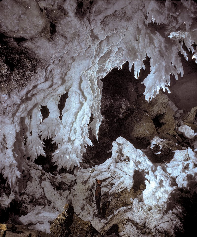 Gypsum chandelier formations in Lechuguilla Cave's Chandelier Ballroom