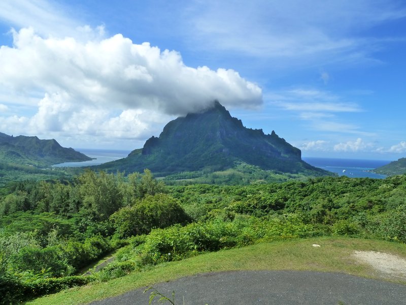 Opunohu Bay and Cook's Bay seen from the Belvedere lookout in Moorea