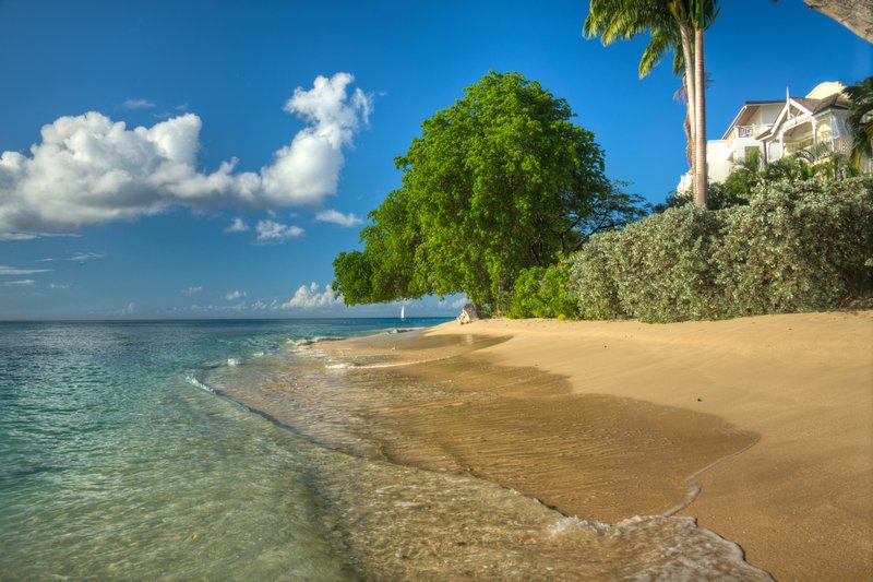Paynes Bay beach on Barbados' west coast