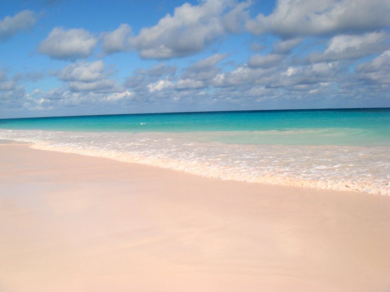 Pink-sand beach on Harbour Island, Bahamas