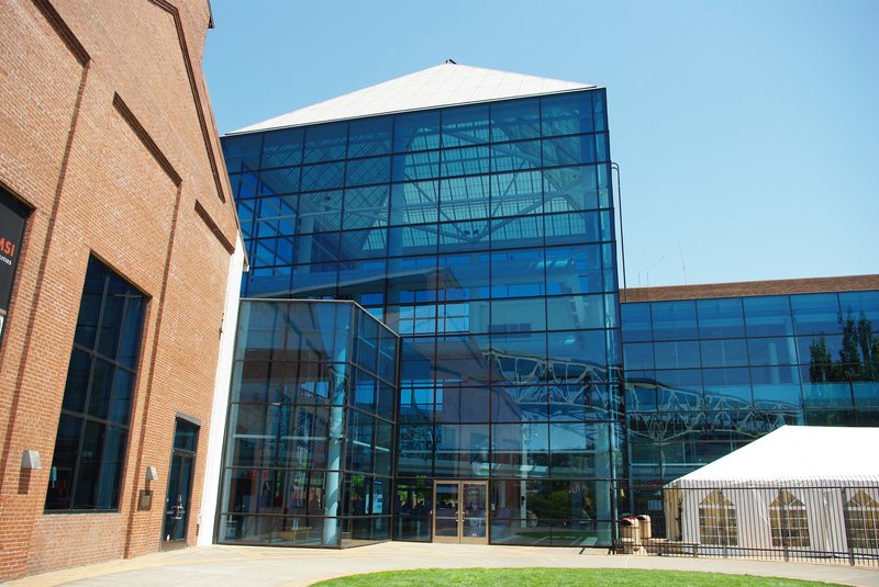 OMSI's exterior center cube building on the east bank of the Willamette River, Portland, Oregon