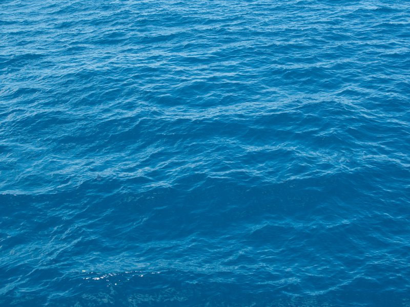 Blue waters of Lake Tahoe, Sierra Nevada