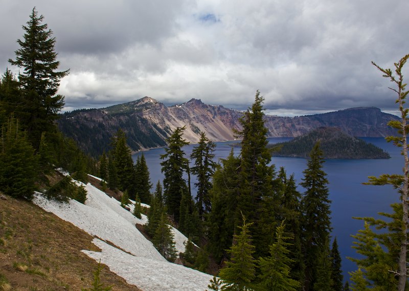 Crater Lake and Wizard Island volcanic cone