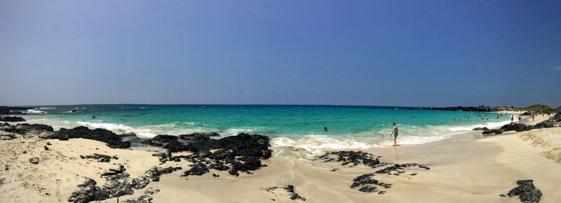 Manini'owali beach panorama, Kona coast, Big Island
