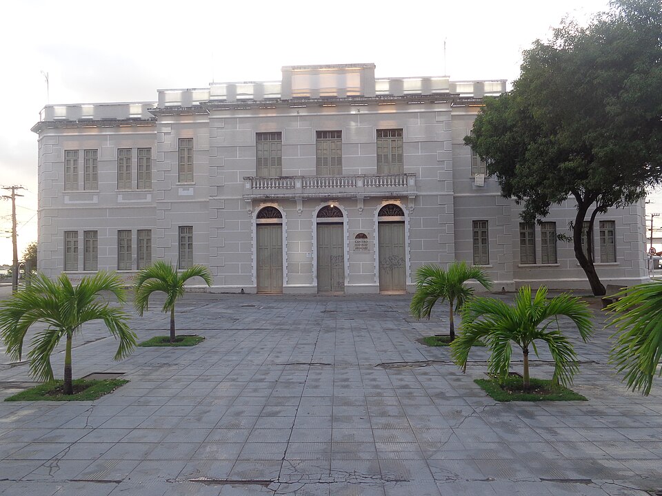 Antiga Alfândega de Aracaju on the waterfront