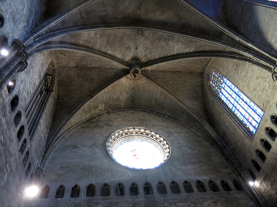 Girona Cathedral nave interior