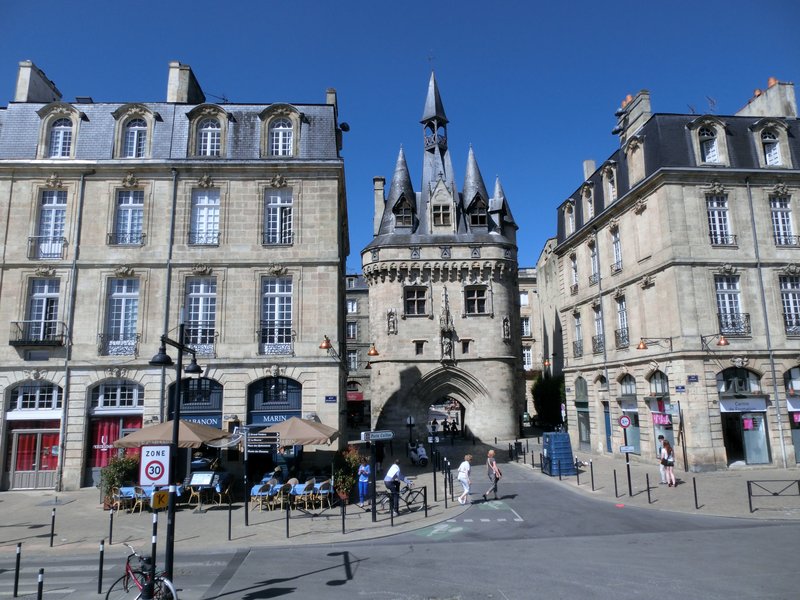 Porte Cailhau