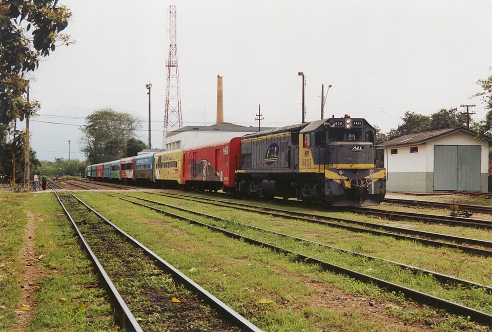 Serra Verde Express train at Morretes station in the Atlantic Forest, Paraná