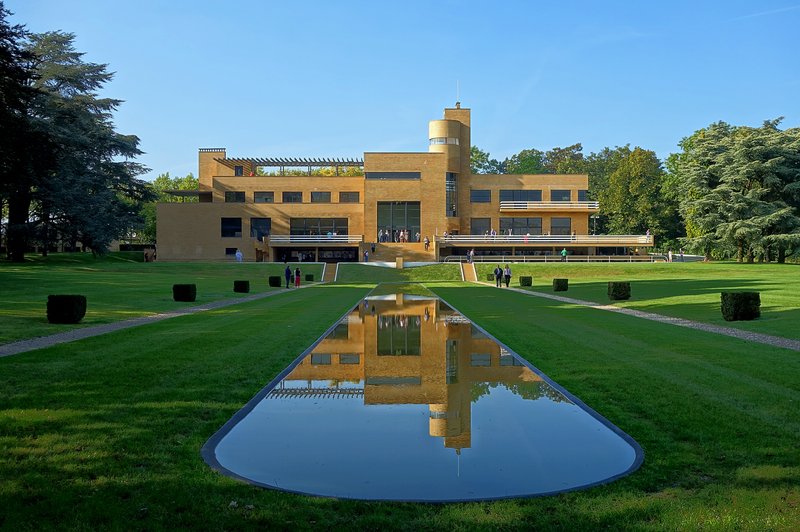 Villa Cavrois, Croix — Robert Mallet-Stevens