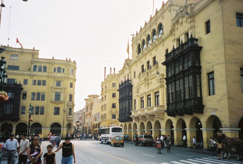 Plaza Mayor, Lima
