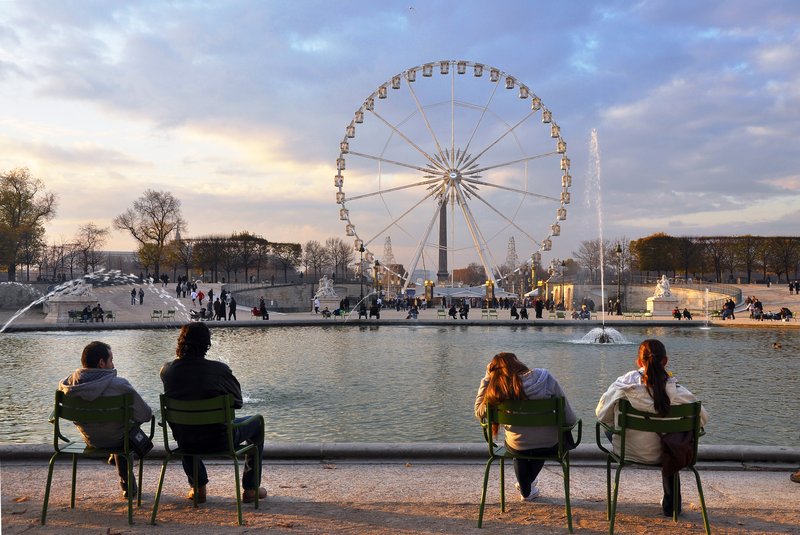 Octagonal basin and allées of the Jardin des Tuileries