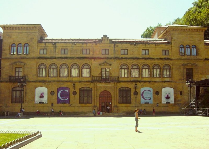 San Telmo Museoa and Plaza Zuloaga