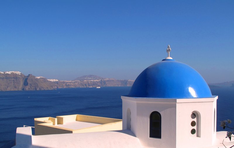 Oia blue domes