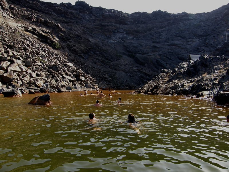 Palea Kameni hot springs