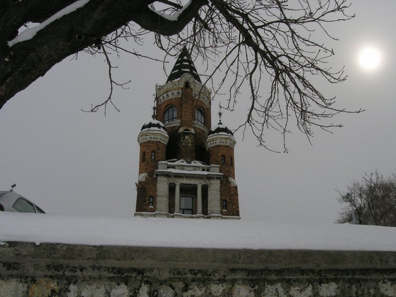 Gardoš Tower