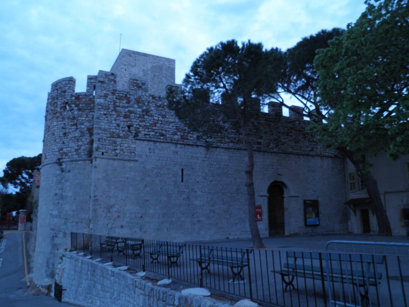 Musée de la Castre interior