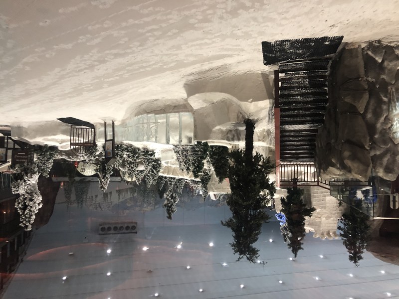 Ski Dubai indoor slope