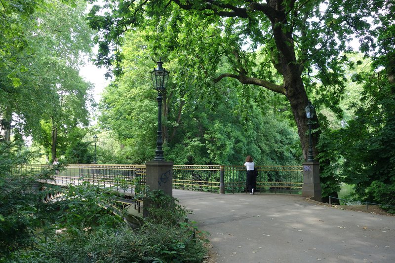 Golden Bridge, Hofgarten